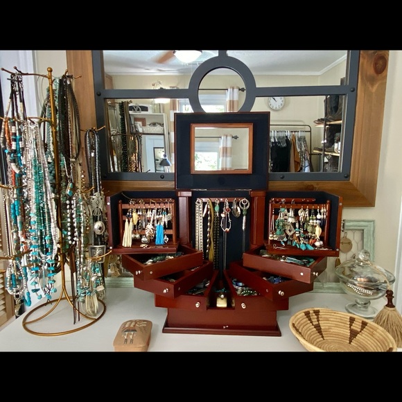 Meet your Posher, Stephani - Picture 12 of 13